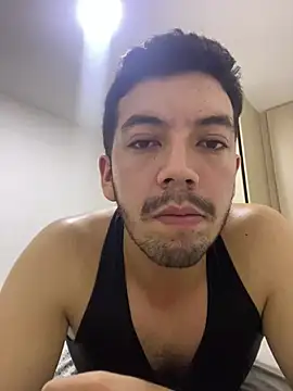 oskrarmop online show from April 9, 5:27 am