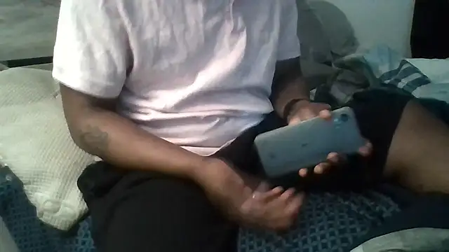 zdaddymm online show from April 12, 11:27 pm