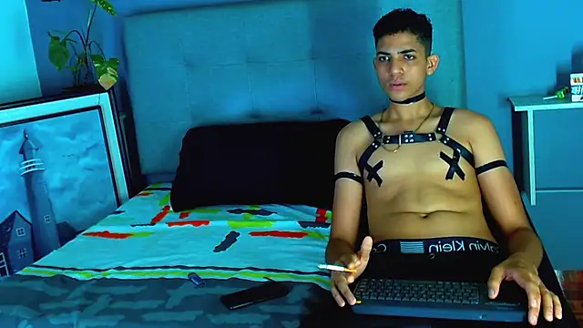 Lukaz Caballero online show from June 30, 1:39 am