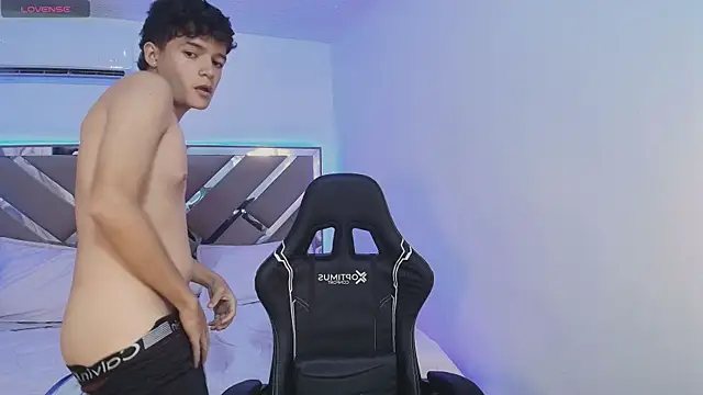 Luca Voss online show from April 18, 12:28 pm