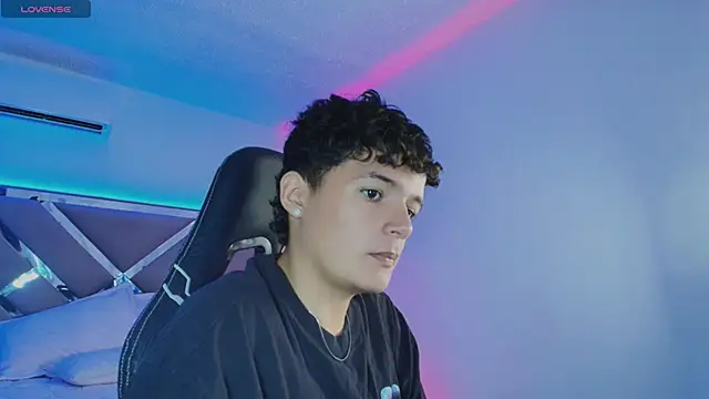 Luca Voss online show from April 24, 12:40 pm