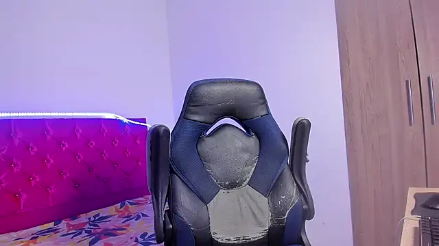 skinny sam online show from April 29, 3:44 am