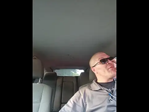 chronic vibez online show from April 27, 11:32 pm