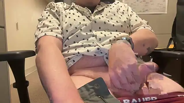 puckdaddy online show from April 21, 4:57 pm