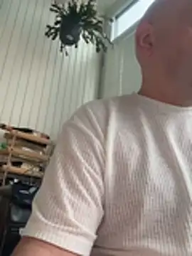 elysmay online show from April 16, 4:45 am