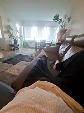 elysmay online show from April 27, 5:04 am