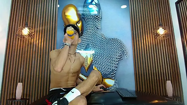 Skinny cute Alyer online show from April 24, 2:36 am