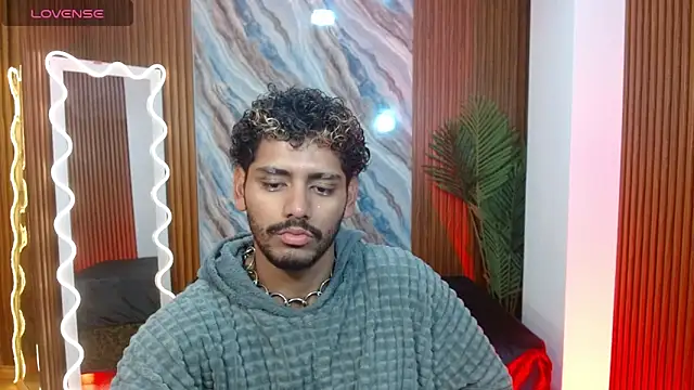 milo tay online show from April 20, 3:09 am