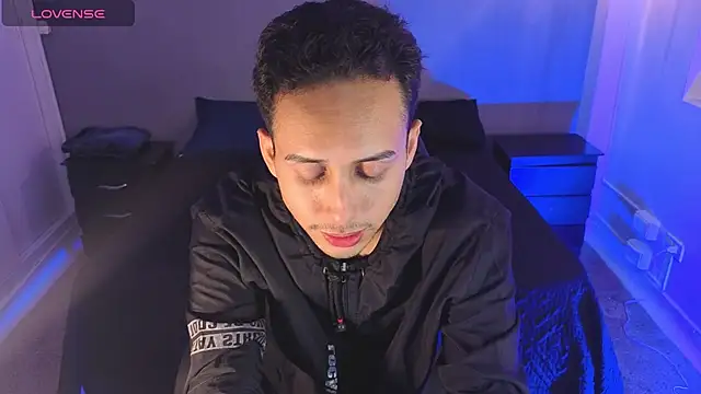 Zack isback online show from April 17, 9:50 pm