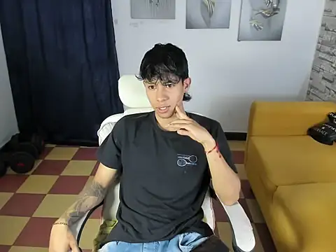 orrduz06 online show from April 11, 1:24 am