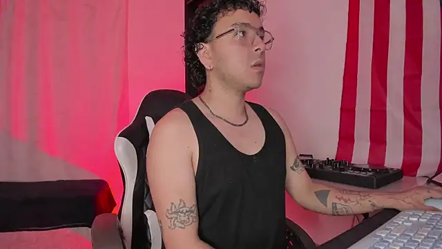 alexmontesco online show from April 30, 11:20 pm