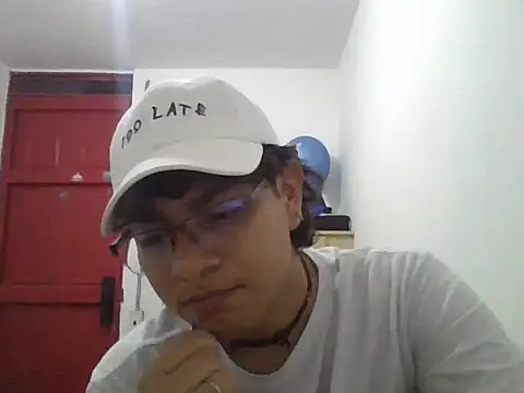 xhecho uzumaki online show from May 9, 5:08 am