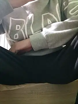 Mariofls online show from April 29, 5:52 pm