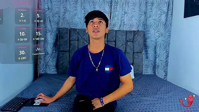 IhanKing online show from June 15, 6:55 pm