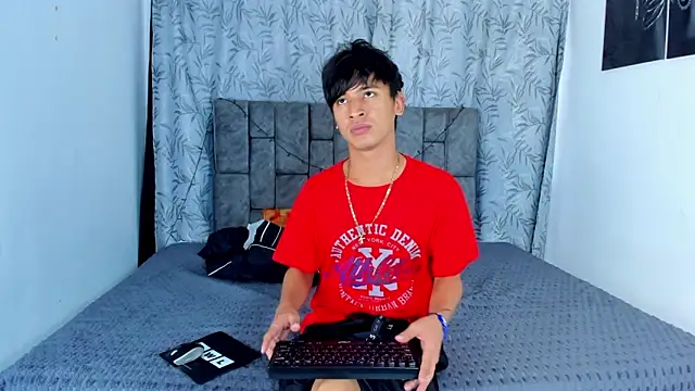 IhanKing online show from June 11, 6:50 pm