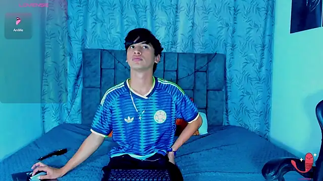 IhanKing online show from June 17, 7:48 pm