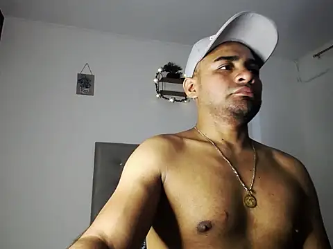 zeussexyhot online show from April 30, 3:57 am