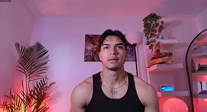 andyypalmer  online show from June 12, 11:41 am