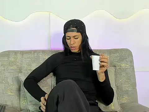 Aohomlester  online show from June 6, 1:17 pm