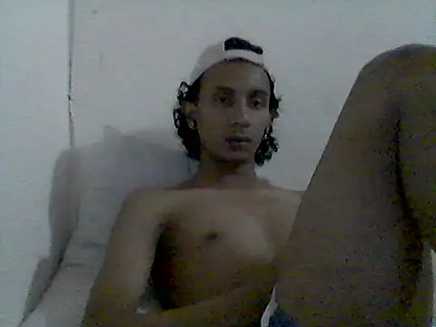 flaquitomoreno08 online show from April 15, 12:43 am