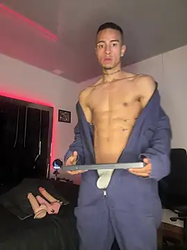 willclayy online show from April 25, 2:25 pm