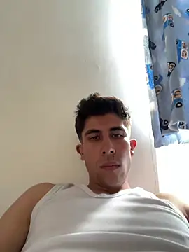 Luis-avatar online show from April 15, 7:03 pm