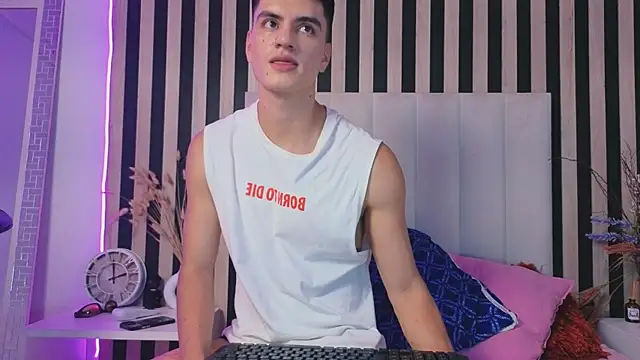 LeoTease online show from April 29, 7:20 pm