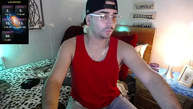 andders  online show from June 17, 2:02 am