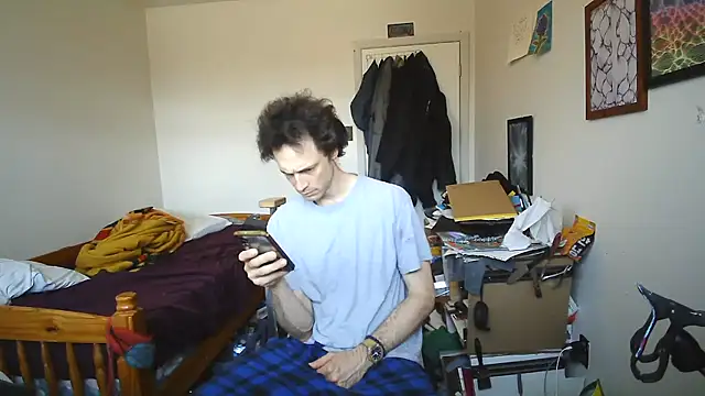 JohnnyMoves online show from May 18, 3:17 pm