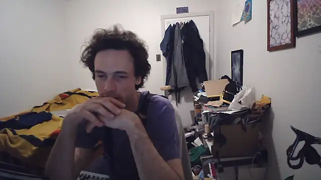 JohnnyMoves online show from May 19, 4:08 am