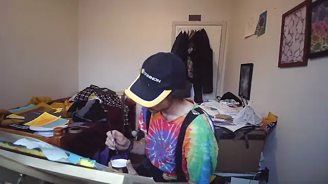 JohnnyMoves online show from May 23, 1:05 pm