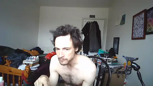 JohnnyMoves online show from May 13, 9:45 pm