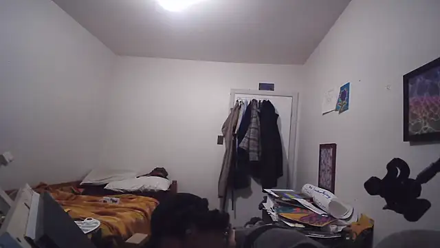 JohnnyMoves online show from May 7, 3:39 am