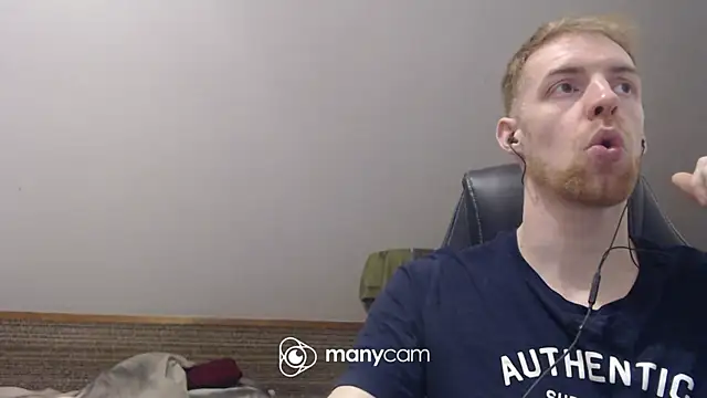 Snapshot of Milkyman7 chatting on October 25, 7:37 pm Milkyman7 online show from October 25, 7:37 pm