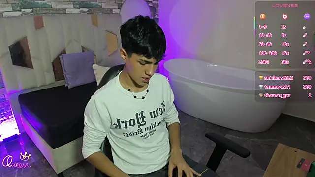 Damian tay online show from May 8, 3:01 pm