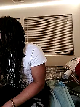 TooGood2384 online show from March 3, 5:45 pm