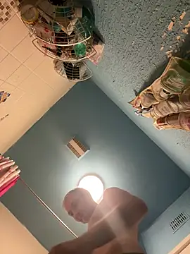 ANDYSEXY1310 online show from April 19, 8:22 pm