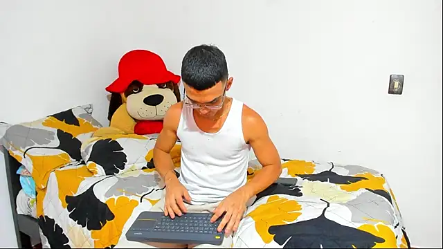 Teo Rave online show from April 28, 2:27 am