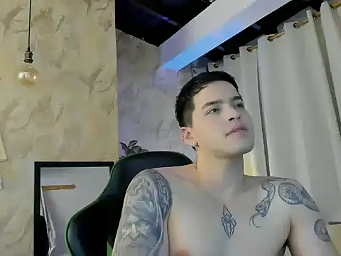 RONNY COLTON online show from April 25, 11:57 pm