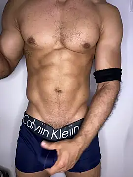 Lucas 93840 online show from April 26, 11:01 pm