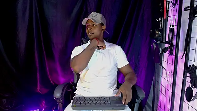 zoriel bigcock online show from May 6, 6:30 pm