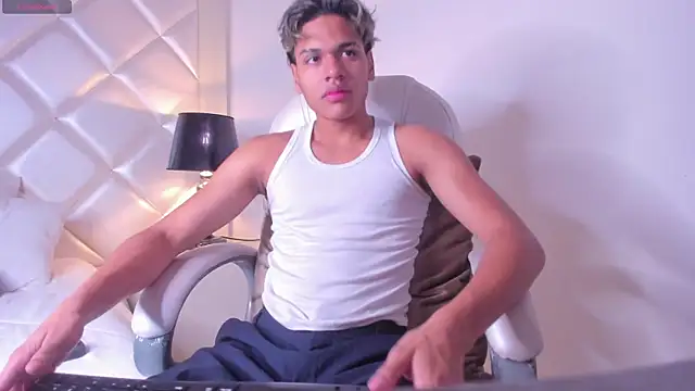 Marco deluxe online show from May 6, 11:44 am