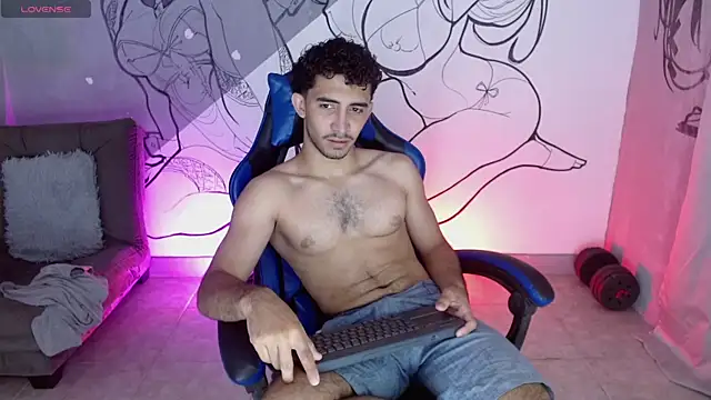caius bigcock1 online show from May 8, 12:38 pm