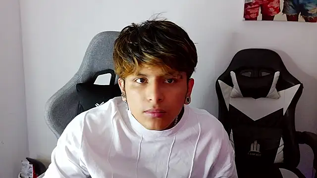 dany fans online show from April 27, 12:18 am