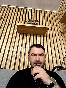 yuyukyler online show from May 3, 4:48 am