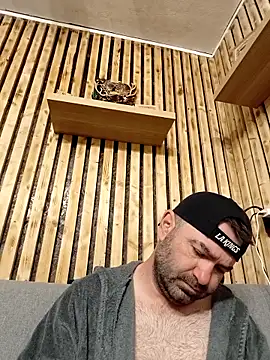 yuyukyler online show from April 29, 3:00 am
