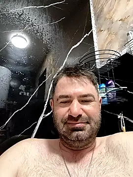 yuyukyler online show from April 29, 6:58 pm