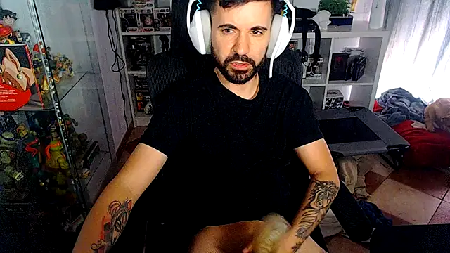chiquitoconsecreto online show from May 10, 3:57 pm