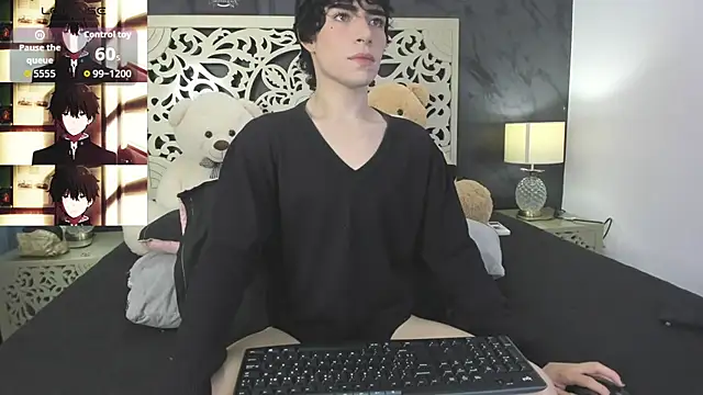 DemonFoxx online show from June 25, 12:10 pm