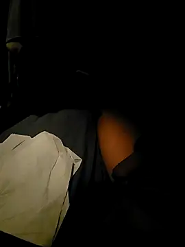 nicklegend6969 online show from April 22, 10:36 pm